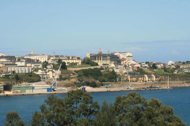 Hotel Eo Ribadeo Bagian luar foto